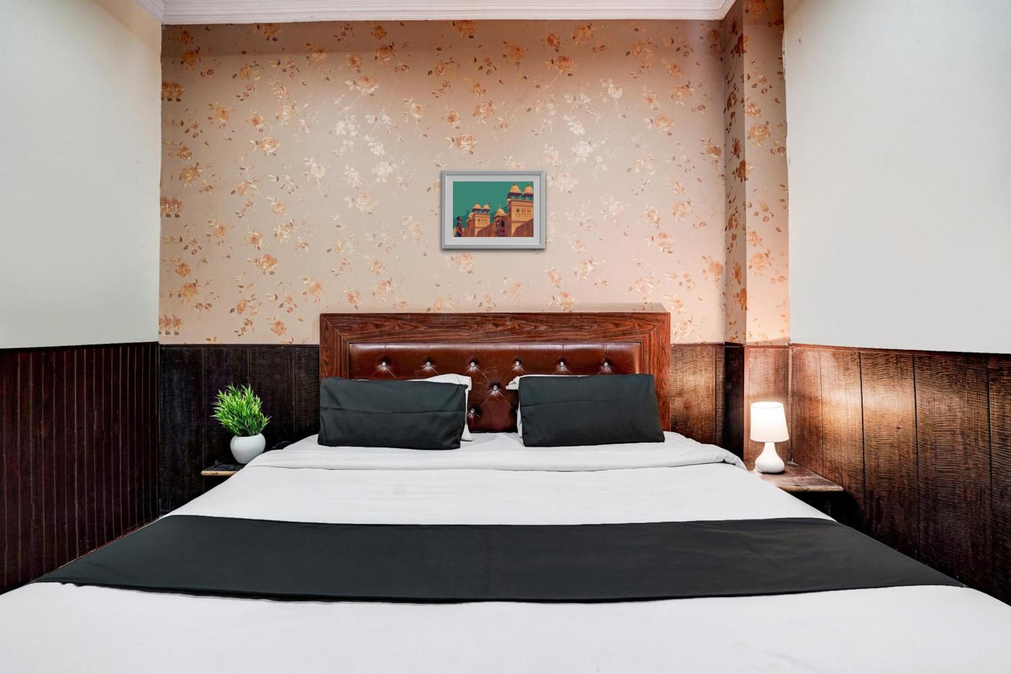 Super Hotel O Bg Hotel Faridabad Ngoại thất bức ảnh
