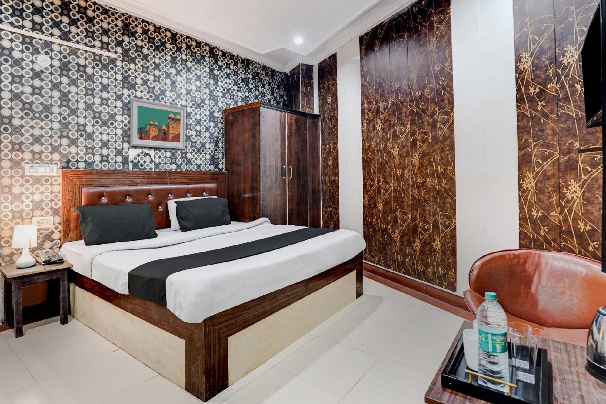 Super Hotel O Bg Hotel Faridabad Ngoại thất bức ảnh