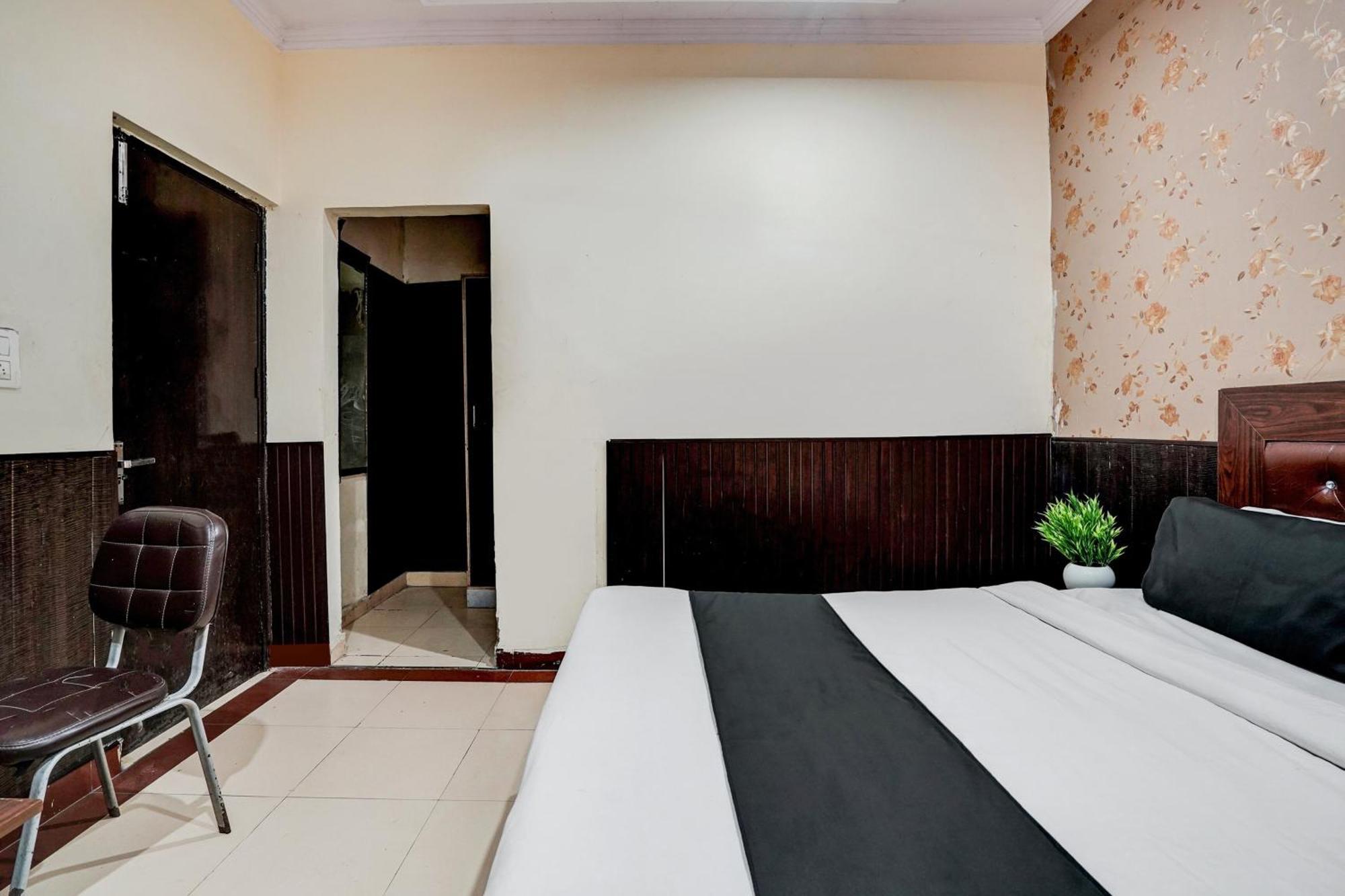 Super Hotel O Bg Hotel Faridabad Ngoại thất bức ảnh